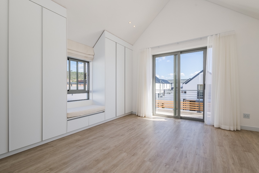 3 Bedroom Property for Sale in Whale Rock Western Cape